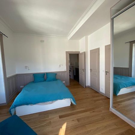Location Dans Le Grand Hotel D'Aix Les Bains Экс-ле-Бен Экстерьер фото